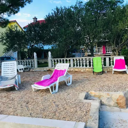 Marijana-direktno Na Moru Seline