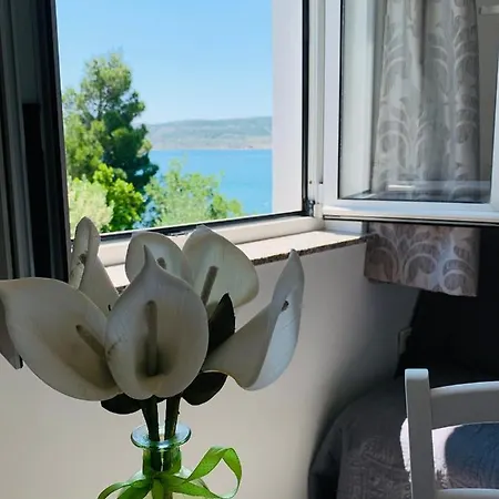 Apartment Marijana-direktno Na Moru *