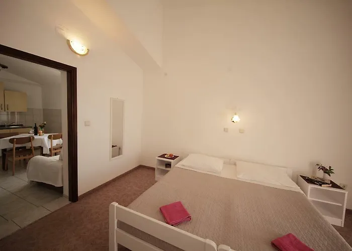 Apartment Marijana-direktno Na Moru Seline