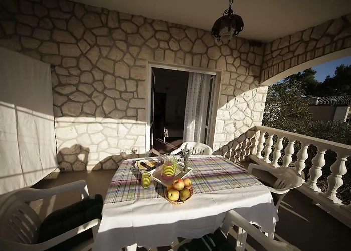 Apartment Marijana-direktno Na Moru Seline