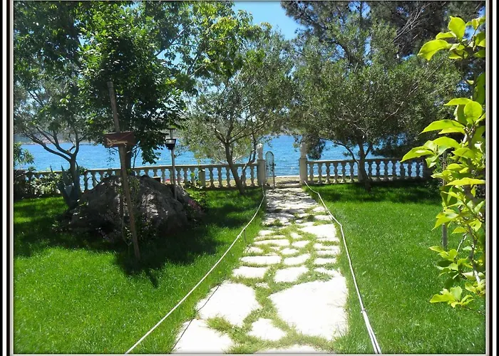 Marijana-direktno Na Moru Апартаменты *