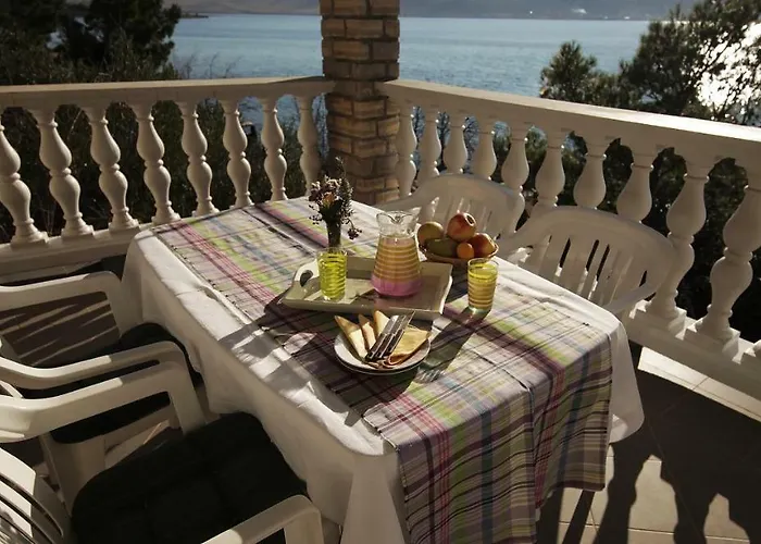 Marijana-direktno Na Moru Апартаменты *